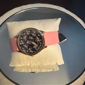 Juicy Couture Black Label Pink &
Floral Watch